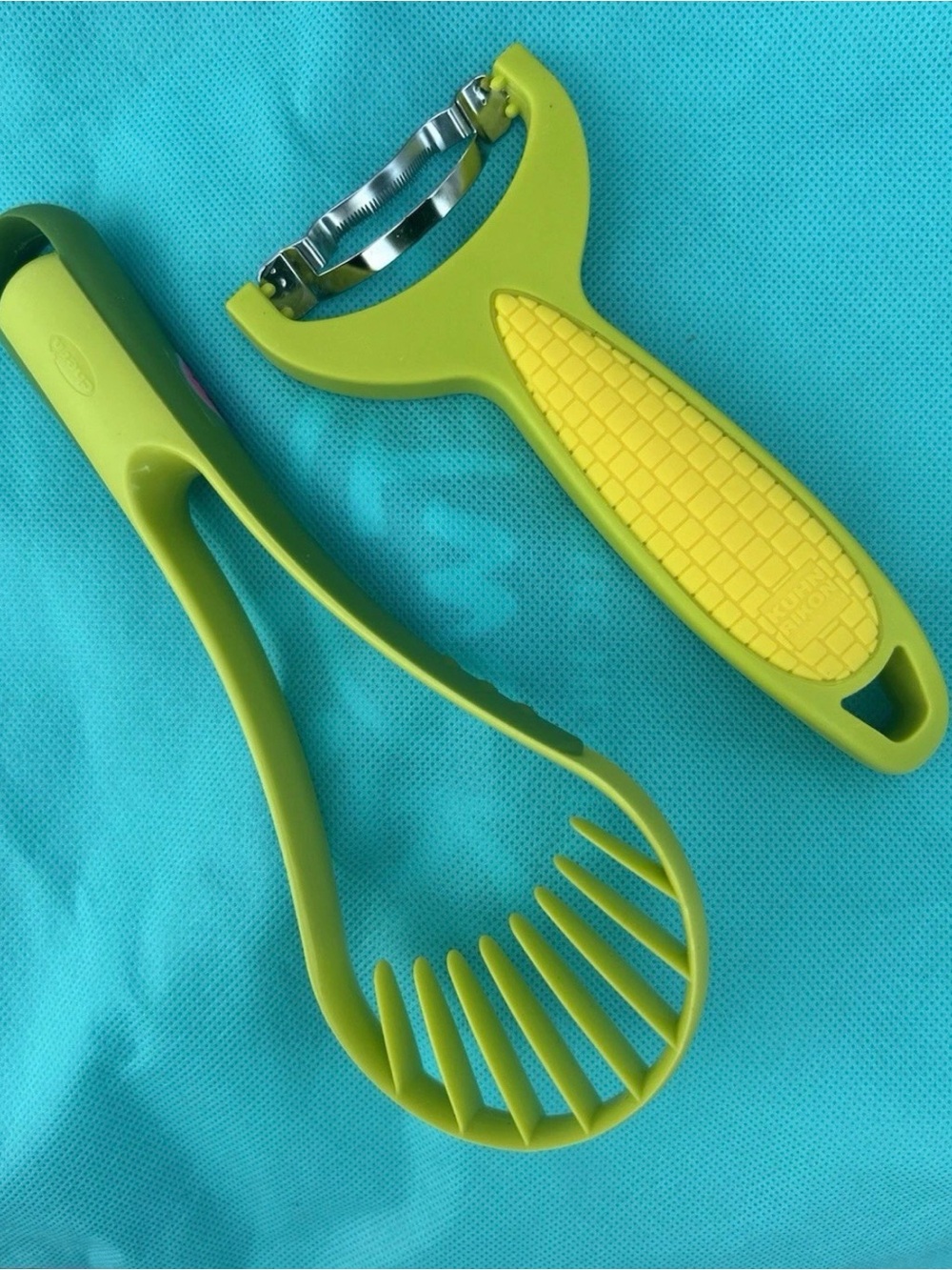 Corn Cob Peeler & Avocado Slicer Set with Ergonomic Handle